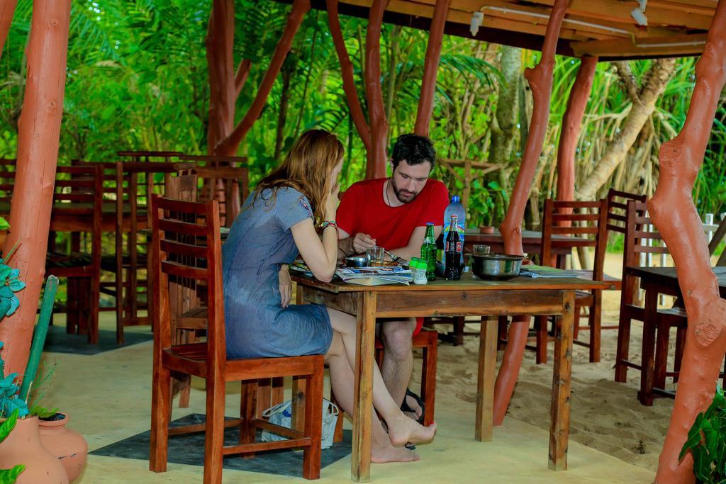 Mallika Guest House Tangalle Exterior foto